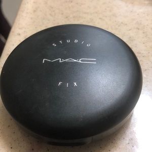 MAC nc43 studio fix compact